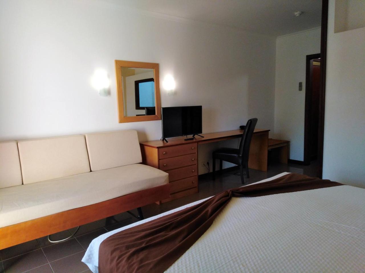 Aparthotel Estoril 7 Esterno foto