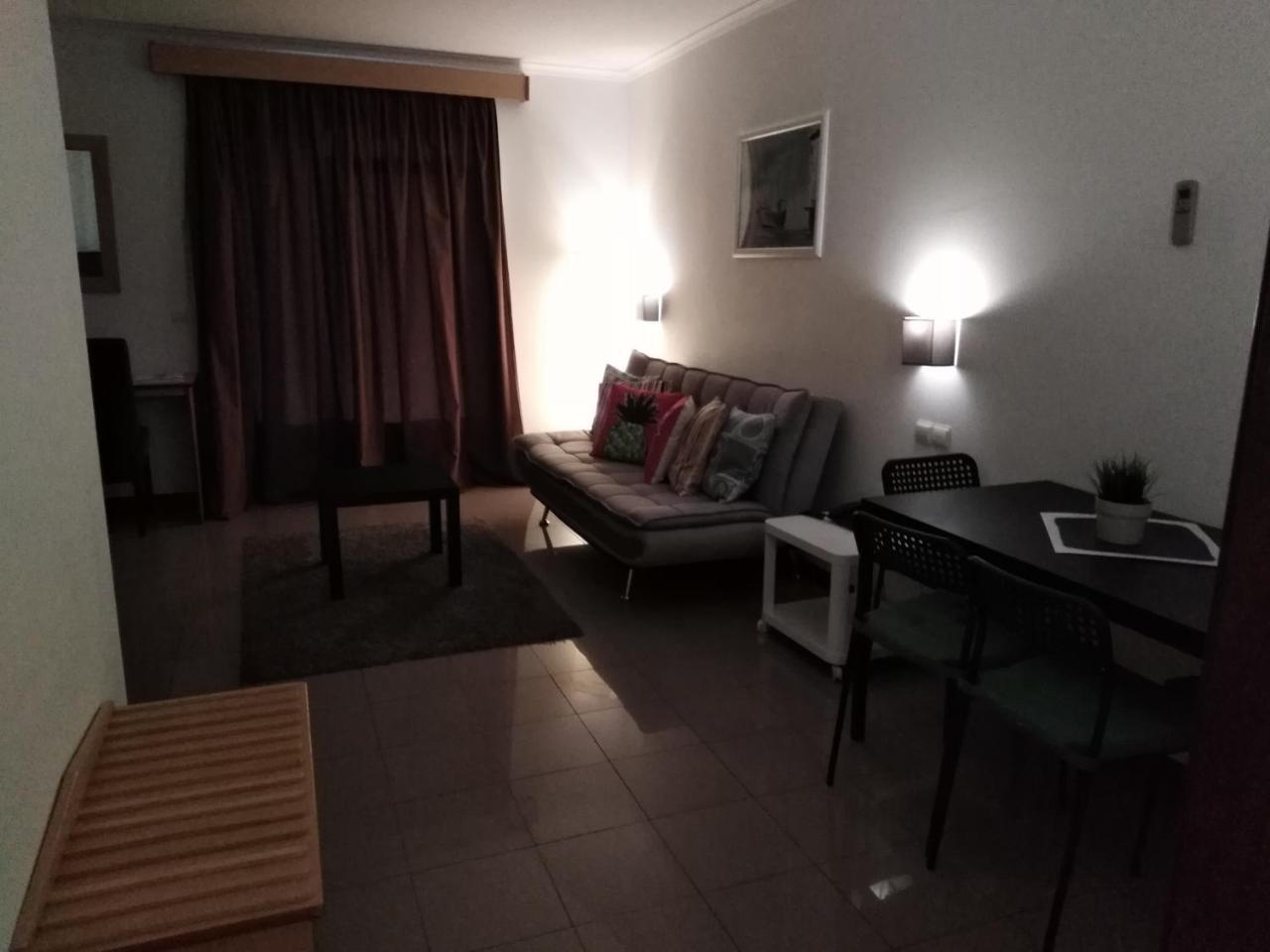 Aparthotel Estoril 7 Esterno foto