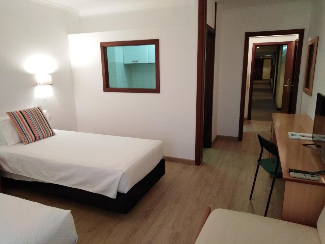 Aparthotel Estoril 7 Esterno foto
